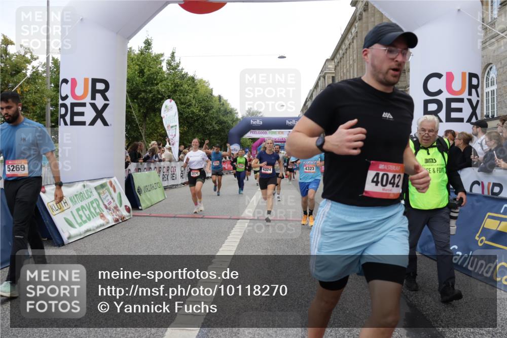 06.09.2026 - CURREX Alsterlauf Yannick Fuchs http://msf.ph/oto/10118270 06.09.2026 09:59:44 Ziel 2269, 2676, 2780, 3119, 3120, 4042, 4323, 4324, 4751, 4752, 4889, 4916, 5055, 5056, 5154, 5229, 5269, 5497, 5800, 6017, 6148, 6199, 6200, 6244, 6268, 8111 meine-sportfotos.de