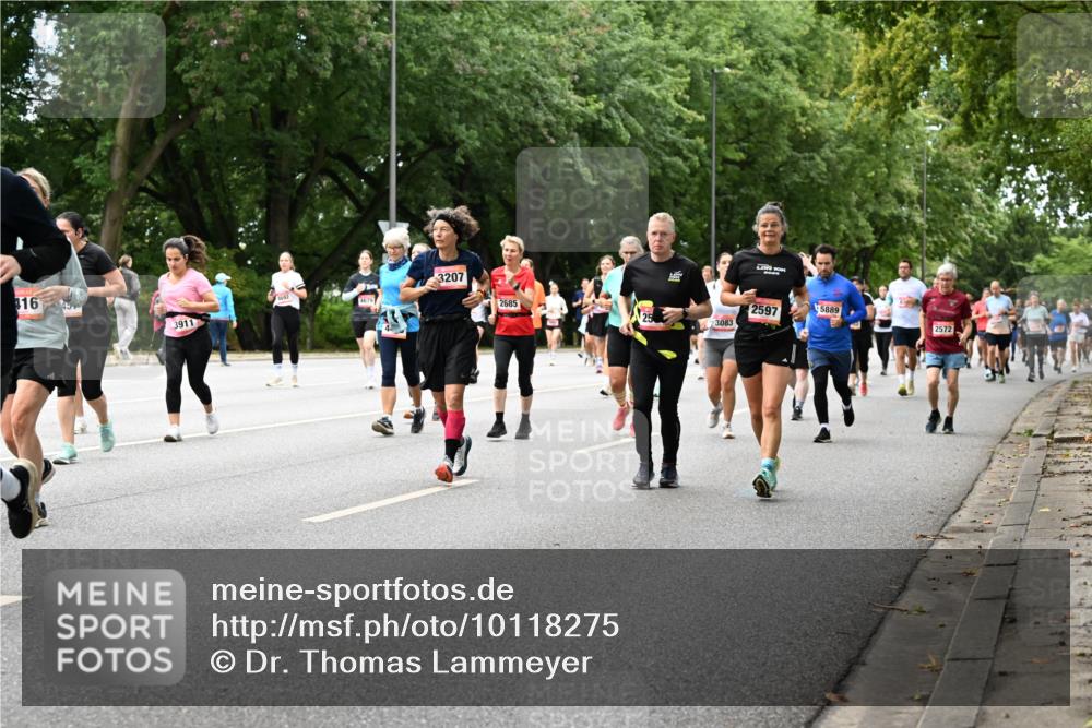 06.09.2026 - CURREX Alsterlauf Dr. Thomas Lammeyer http://msf.ph/oto/10118275 06.09.2026 09:16:53 Laufen 16, 3911, 4679, 3207, 2685, 2597, 5889, 25, 3083, 2572 meine-sportfotos.de