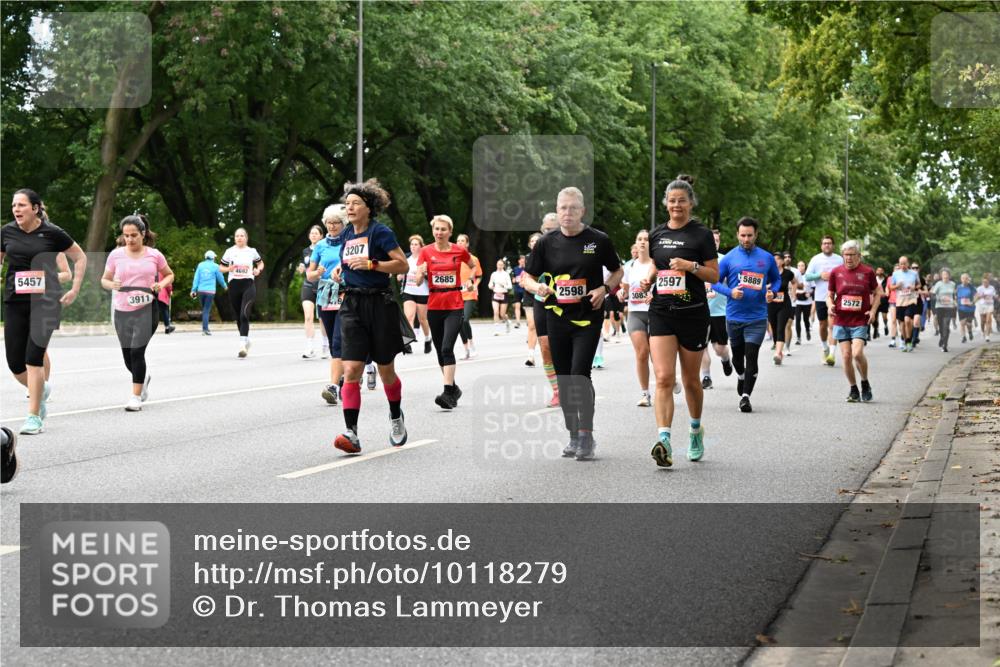 06.09.2026 - CURREX Alsterlauf Dr. Thomas Lammeyer http://msf.ph/oto/10118279 06.09.2026 09:16:54 Laufen 5457, 3911, 4692, 3207, 2685, 2598, 3083, 2597, 5889, 2572 meine-sportfotos.de