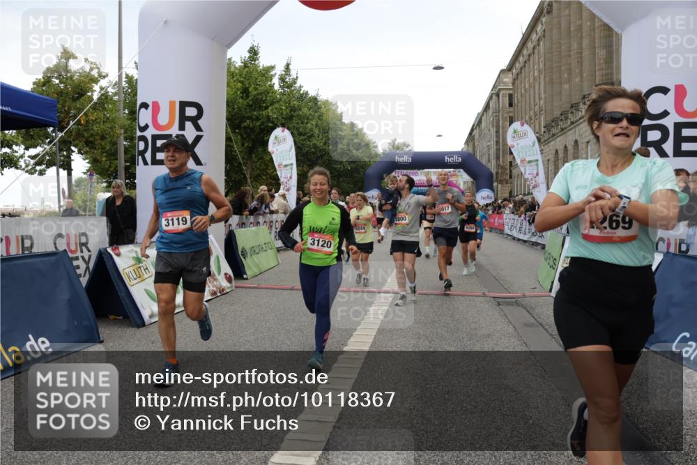 06.09.2026 - CURREX Alsterlauf Yannick Fuchs http://msf.ph/oto/10118367 06.09.2026 09:59:47 Ziel 2269, 2660, 2676, 2780, 3119, 3120, 3414, 4042, 4209, 4323, 4324, 4498, 4889, 4916, 5055, 5056, 5154, 5229, 5269, 5497, 5800, 6017, 6148, 6244, 6268 meine-sportfotos.de