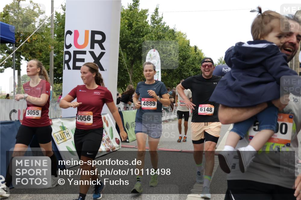 06.09.2026 - CURREX Alsterlauf Yannick Fuchs http://msf.ph/oto/10118498 06.09.2026 09:59:50 Ziel 2269, 2660, 2676, 3119, 3120, 3414, 3801, 4042, 4209, 4323, 4324, 4498, 4889, 4916, 5055, 5056, 5154, 5229, 5377, 5497, 5800, 6017, 6148, 6244, 6268, 8082 meine-sportfotos.de