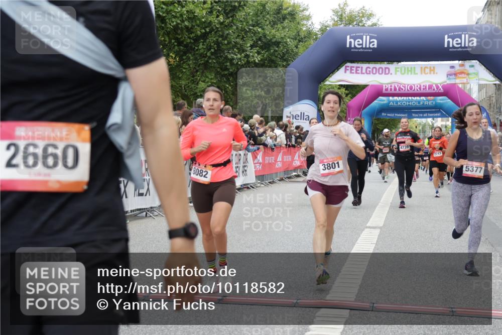 06.09.2026 - CURREX Alsterlauf Yannick Fuchs http://msf.ph/oto/10118582 06.09.2026 09:59:54 Ziel 2238, 2660, 3414, 3801, 4209, 4498, 4739, 4889, 4916, 5055, 5056, 5229, 5267, 5377, 5497, 6017, 6148, 6244, 6268, 8082 meine-sportfotos.de