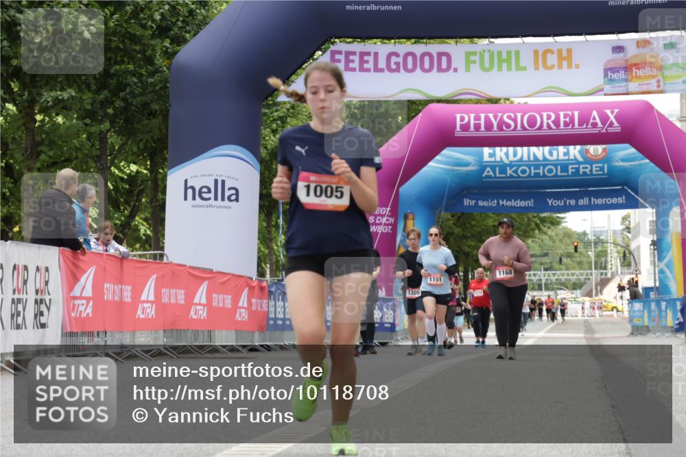 06.09.2026 - CURREX Alsterlauf Yannick Fuchs http://msf.ph/oto/10118708 06.09.2026 12:02:41 Ziel 1005, 1017, 1019, 8267 meine-sportfotos.de