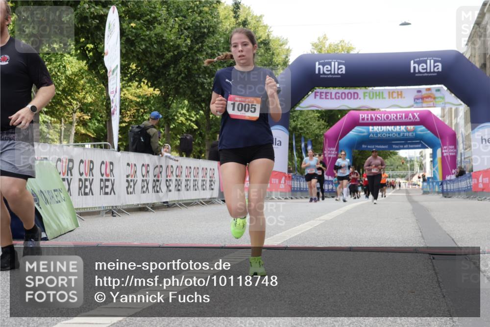 06.09.2026 - CURREX Alsterlauf Yannick Fuchs http://msf.ph/oto/10118748 06.09.2026 12:02:42 Ziel 1005, 1017, 1019, 8267 meine-sportfotos.de