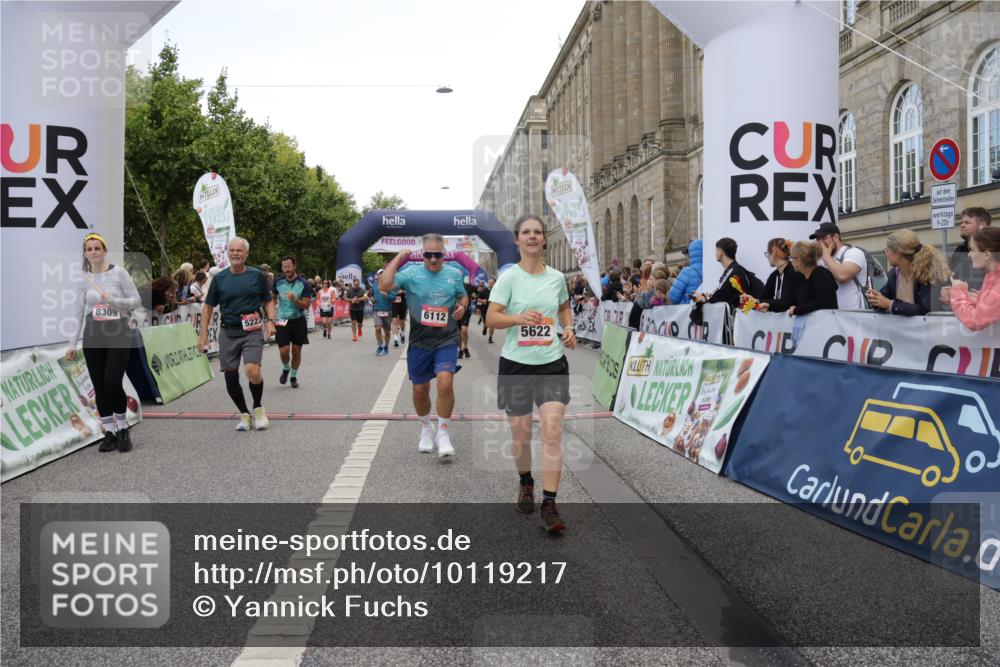 06.09.2026 - CURREX Alsterlauf Yannick Fuchs http://msf.ph/oto/10119217 06.09.2026 10:00:19 Ziel 2089, 2273, 2274, 2505, 2940, 3006, 3262, 3506, 3507, 3567, 3574, 3897, 4296, 5005, 5222, 5622, 6028, 6112, 6241, 6258, 6291, 6299, 6457, 8035, 8212 meine-sportfotos.de