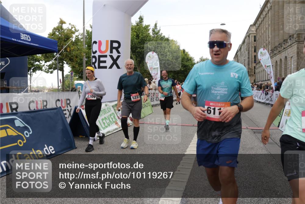 06.09.2026 - CURREX Alsterlauf Yannick Fuchs http://msf.ph/oto/10119267 06.09.2026 10:00:20 Ziel 2089, 2273, 2274, 2505, 2856, 2940, 3006, 3262, 3506, 3507, 3567, 3574, 3897, 4296, 4578, 5005, 5222, 5536, 5622, 6028, 6112, 6241, 6258, 6291, 6299, 6457, 8212 meine-sportfotos.de