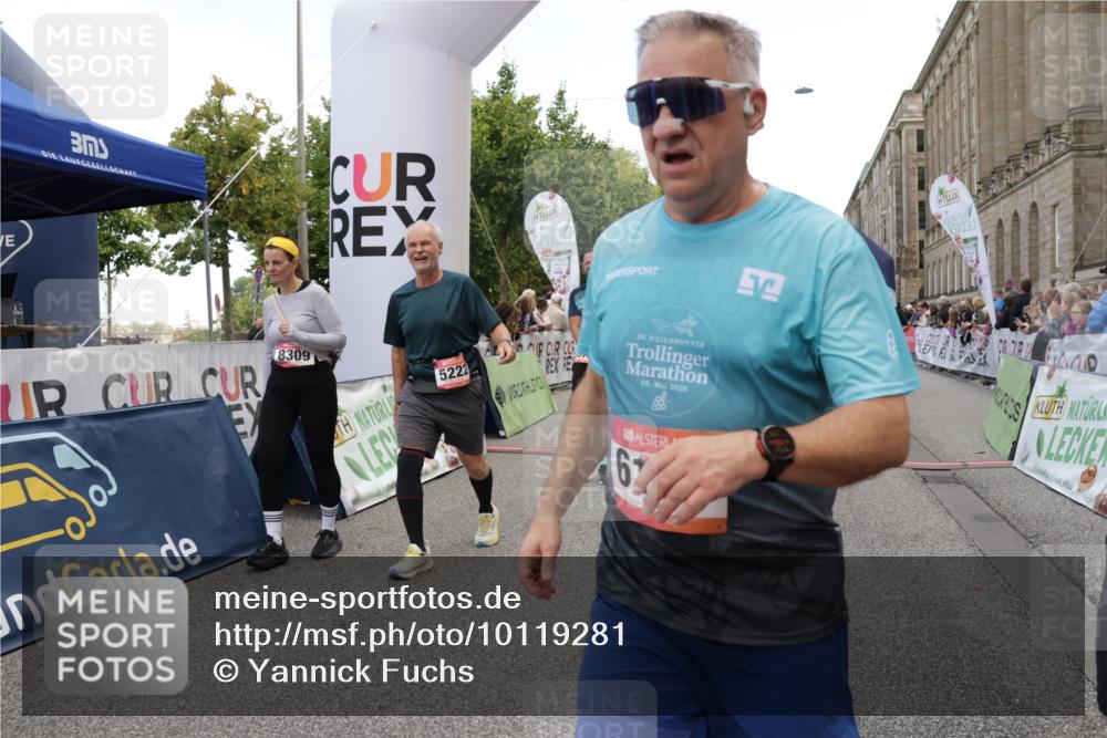 06.09.2026 - CURREX Alsterlauf Yannick Fuchs http://msf.ph/oto/10119281 06.09.2026 10:00:21 Ziel 2089, 2273, 2274, 2505, 2856, 2940, 3006, 3506, 3507, 3567, 3574, 3897, 4296, 4578, 5005, 5222, 5536, 5622, 6112, 6241, 6258, 6291, 6457, 8212 meine-sportfotos.de