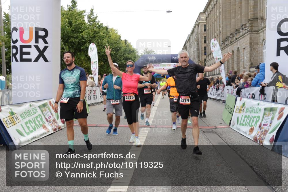 06.09.2026 - CURREX Alsterlauf Yannick Fuchs http://msf.ph/oto/10119325 06.09.2026 10:00:22 Ziel 2089, 2273, 2274, 2505, 2856, 2940, 3506, 3507, 3567, 3574, 3897, 4296, 4524, 4578, 5005, 5222, 5536, 5622, 6112, 6241, 6258, 6291, 6457, 8212 meine-sportfotos.de