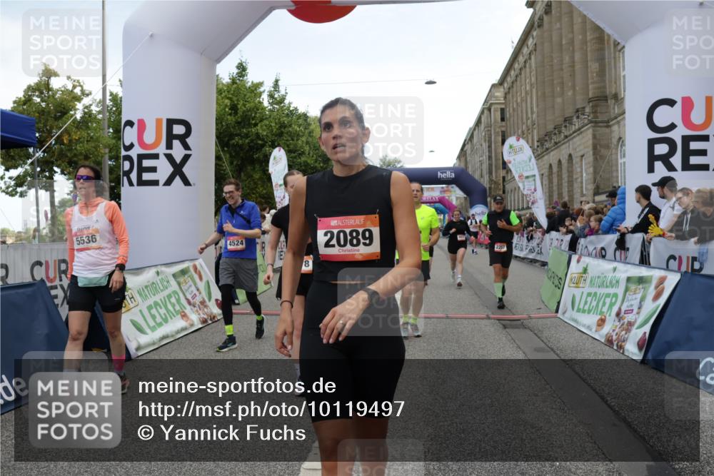 06.09.2026 - CURREX Alsterlauf Yannick Fuchs http://msf.ph/oto/10119497 06.09.2026 10:00:28 Ziel 2089, 2124, 2257, 2273, 2274, 2505, 2545, 2671, 2721, 2856, 4296, 4461, 4468, 4524, 4578, 5005, 5536, 6258, 6291, 6457, 8008, 8318 meine-sportfotos.de