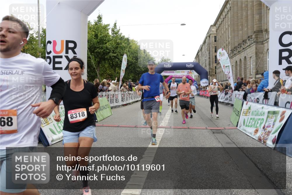 06.09.2026 - CURREX Alsterlauf Yannick Fuchs http://msf.ph/oto/10119601 06.09.2026 10:00:32 Ziel 2124, 2257, 2545, 2671, 2721, 2856, 3848, 4461, 4468, 4524, 4577, 4578, 4900, 5467, 5536, 5567, 5832, 6180, 6187, 6436, 8008, 8063, 8318 meine-sportfotos.de