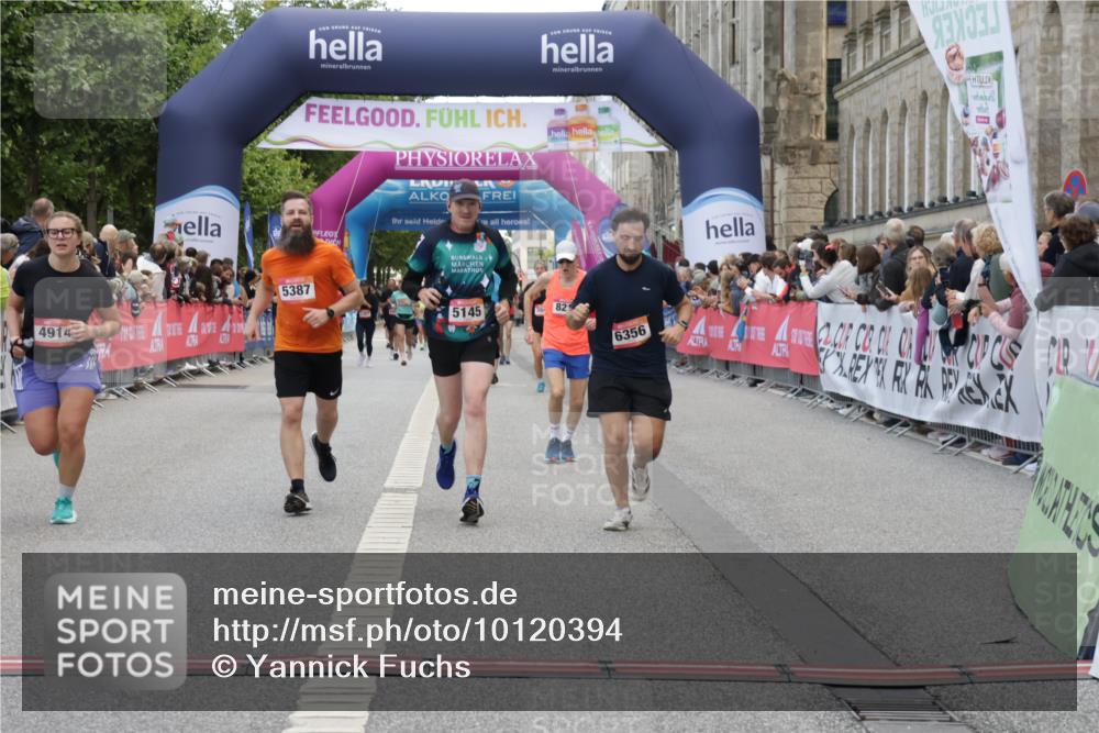 06.09.2026 - CURREX Alsterlauf Yannick Fuchs http://msf.ph/oto/10120394 06.09.2026 10:01:00 Ziel 2251, 3634, 3635, 3726, 3727, 3735, 4414, 4914, 5145, 5387, 5460, 6283, 6353, 6356, 8207, 8215 meine-sportfotos.de