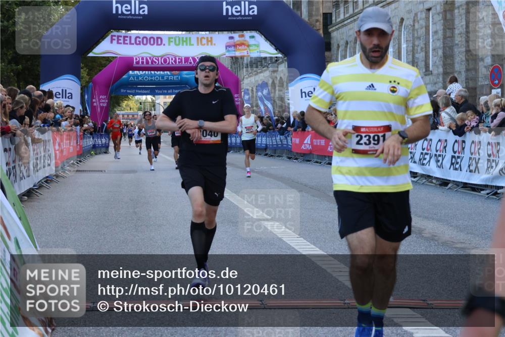 06.09.2026 - CURREX Alsterlauf Strokosch-Dieckow http://msf.ph/oto/10120461 06.09.2026 09:37:32 Ziel 2021, 2391, 3040, 3809, 4625, 5637, 6057, 6226, 6238, 6494 meine-sportfotos.de
