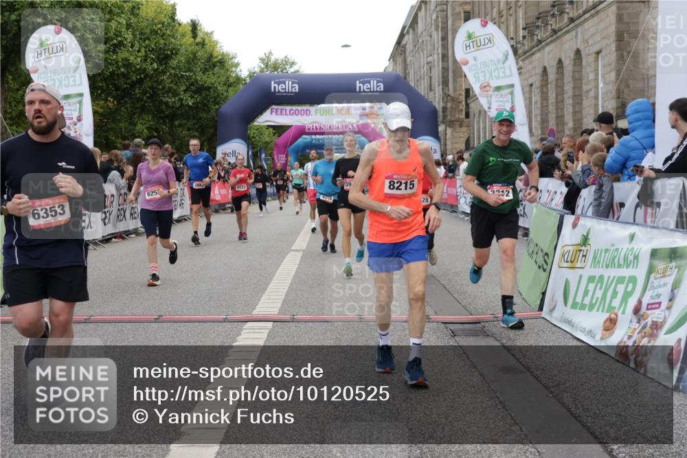 06.09.2026 - CURREX Alsterlauf Yannick Fuchs http://msf.ph/oto/10120525 06.09.2026 10:01:06 Ziel 2882, 3312, 3941, 4418, 4533, 4628, 4914, 5145, 5387, 6250, 6353, 6356, 8215 meine-sportfotos.de
