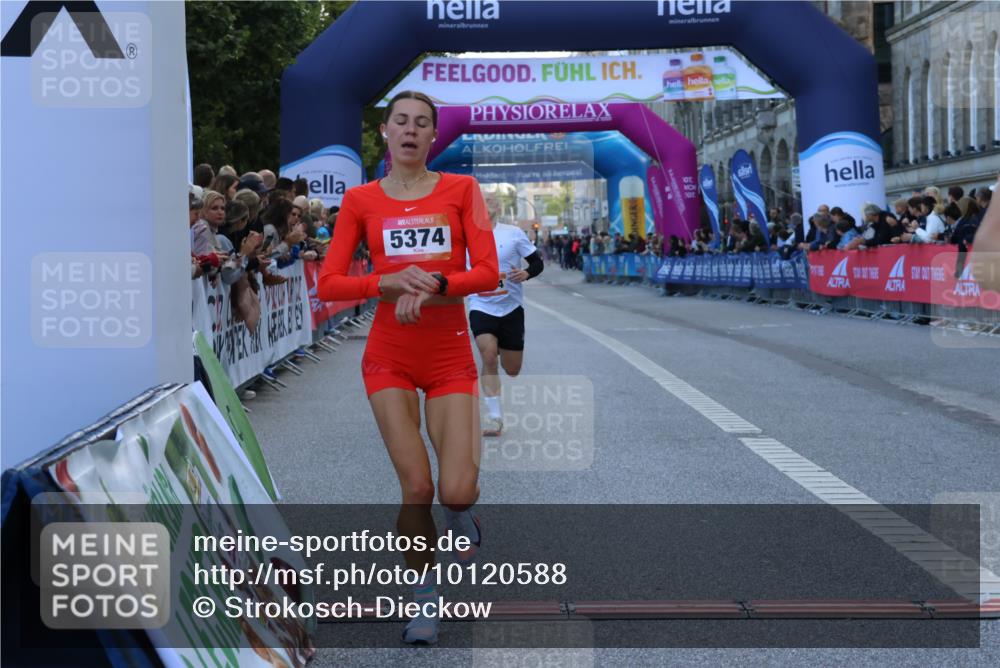 06.09.2026 - CURREX Alsterlauf Strokosch-Dieckow http://msf.ph/oto/10120588 06.09.2026 09:37:41 Ziel 2021, 4201, 4625, 5024, 5374, 5641, 6043, 6494, 8084 meine-sportfotos.de