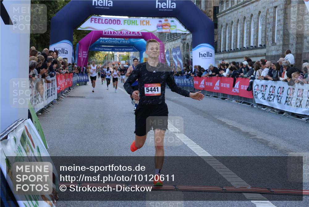 06.09.2026 - CURREX Alsterlauf Strokosch-Dieckow http://msf.ph/oto/10120611 06.09.2026 09:37:47 Ziel 4201, 5024, 5374, 5441, 5641, 5671 meine-sportfotos.de