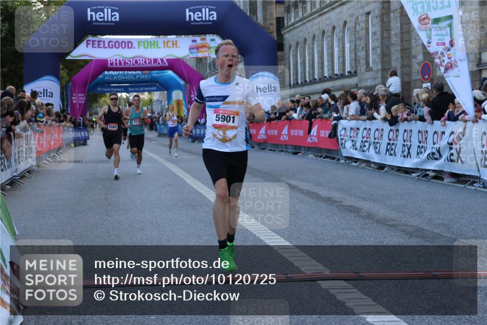 06.09.2026 - CURREX Alsterlauf Strokosch-Dieckow http://msf.ph/oto/10120725 06.09.2026 09:38:03 Ziel 2562, 3382, 4176, 5901, 6003, 6300, 8011 meine-sportfotos.de