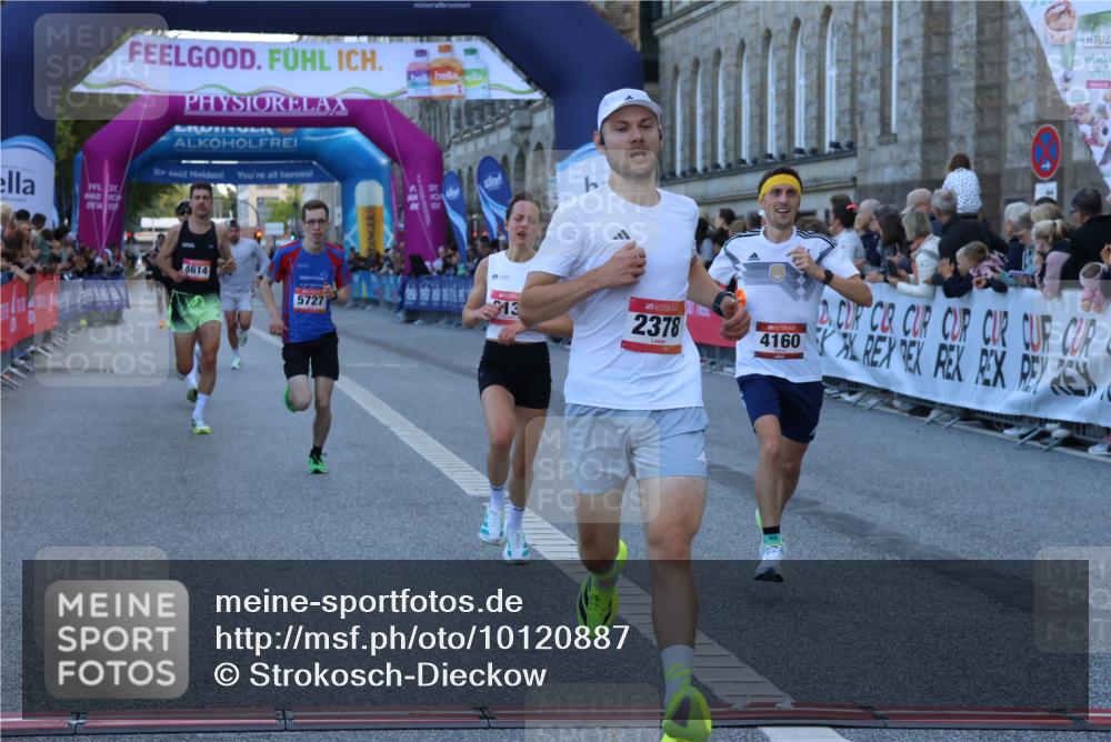 06.09.2026 - CURREX Alsterlauf Strokosch-Dieckow http://msf.ph/oto/10120887 06.09.2026 09:38:22 Ziel 2378, 4160, 4432, 4614, 4983, 5513, 5687, 5727, 6133, 6309, 8024 meine-sportfotos.de