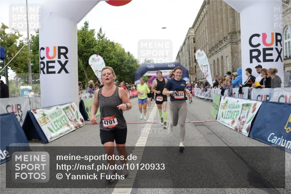 06.09.2026 - CURREX Alsterlauf Yannick Fuchs http://msf.ph/oto/10120933 06.09.2026 10:01:19 Ziel 2307, 2369, 2370, 2400, 2478, 2485, 3195, 3401, 3730, 3740, 4049, 4055, 4120, 4429, 4633, 4701, 5092, 5317, 5424, 5598, 5745, 5785, 6145, 6231, 6384, 6386, 6445, 8120 meine-sportfotos.de