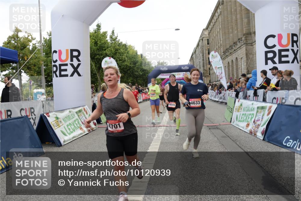 06.09.2026 - CURREX Alsterlauf Yannick Fuchs http://msf.ph/oto/10120939 06.09.2026 10:01:19 Ziel 2307, 2369, 2370, 2400, 2478, 2485, 3195, 3401, 3730, 3740, 4049, 4055, 4120, 4429, 4633, 4701, 5092, 5317, 5424, 5598, 5745, 5785, 6145, 6231, 6384, 6386, 6445, 8120 meine-sportfotos.de