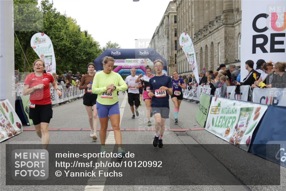 06.09.2026 - CURREX Alsterlauf Yannick Fuchs http://msf.ph/oto/10120992 06.09.2026 10:01:21 Ziel 2369, 2370, 2400, 2478, 2485, 3195, 3280, 3401, 3730, 3740, 4049, 4055, 4429, 4633, 4701, 5317, 5424, 5598, 5745, 5785, 6027, 6033, 6145, 6231, 6386, 6445 meine-sportfotos.de