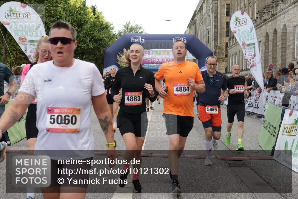 06.09.2026 - CURREX Alsterlauf Yannick Fuchs http://msf.ph/oto/10121302 06.09.2026 10:01:33 Ziel 2249, 2492, 2496, 2733, 3280, 3518, 3544, 4259, 4580, 4638, 4883, 4884, 5012, 5060, 5139, 5192, 5237, 5523, 5669, 5749, 5793, 5856, 6018, 6027, 6114, 8062 meine-sportfotos.de