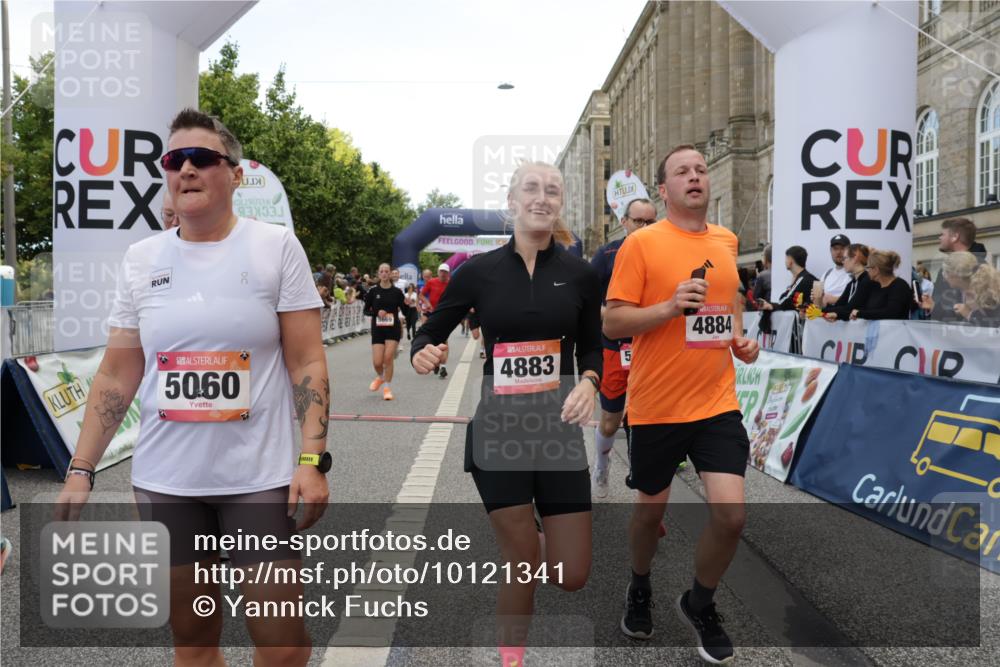 06.09.2026 - CURREX Alsterlauf Yannick Fuchs http://msf.ph/oto/10121341 06.09.2026 10:01:34 Ziel 2249, 2492, 2496, 2733, 3518, 3544, 4073, 4259, 4580, 4638, 4883, 4884, 4921, 5012, 5060, 5139, 5192, 5237, 5523, 5669, 5749, 5793, 5856, 6018, 6114, 8062 meine-sportfotos.de