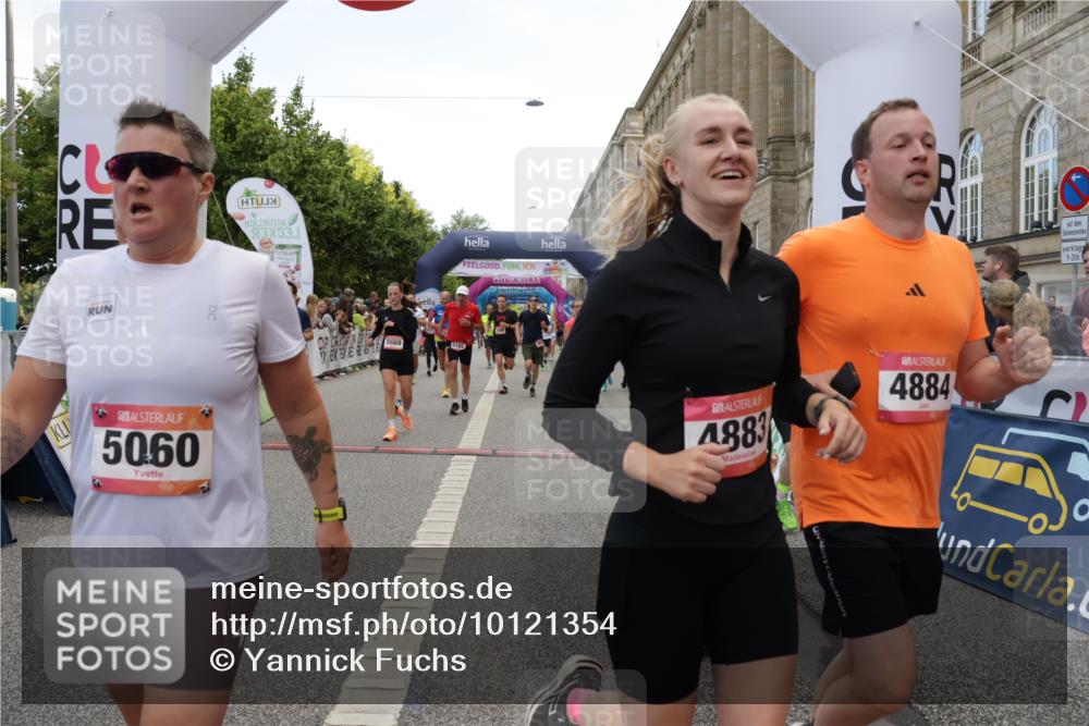 06.09.2026 - CURREX Alsterlauf Yannick Fuchs http://msf.ph/oto/10121354 06.09.2026 10:01:35 Ziel 2249, 2492, 2496, 2733, 3518, 3544, 4073, 4121, 4259, 4551, 4552, 4580, 4638, 4883, 4884, 4921, 5012, 5060, 5192, 5237, 5523, 5669, 5749, 5793, 5856, 5918, 5976, 6018, 6114, 8037, 8062 meine-sportfotos.de