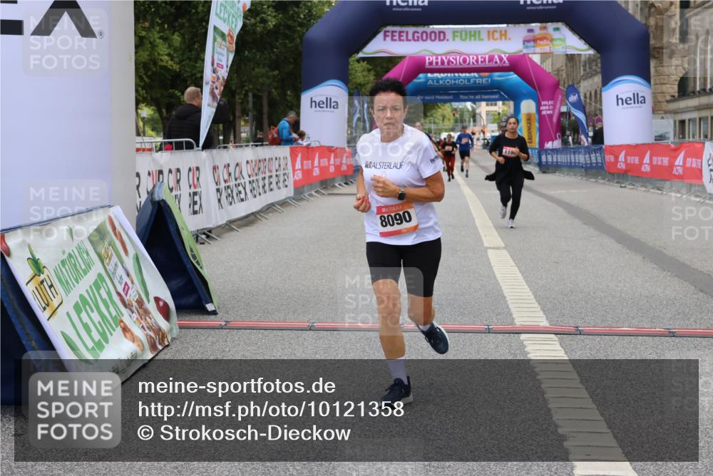 06.09.2026 - CURREX Alsterlauf Strokosch-Dieckow http://msf.ph/oto/10121358 06.09.2026 12:04:46 Ziel 1109, 1110, 1199, 8090 meine-sportfotos.de
