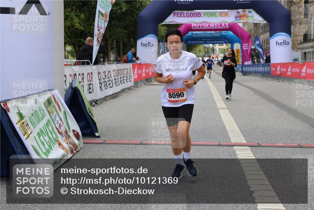 06.09.2026 - CURREX Alsterlauf Strokosch-Dieckow http://msf.ph/oto/10121369 06.09.2026 12:04:46 Ziel 1109, 1110, 1199, 8090 meine-sportfotos.de