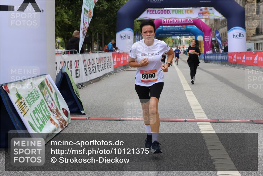 06.09.2026 - CURREX Alsterlauf Strokosch-Dieckow http://msf.ph/oto/10121375 06.09.2026 12:04:46 Ziel 1109, 1110, 1199, 8090 meine-sportfotos.de