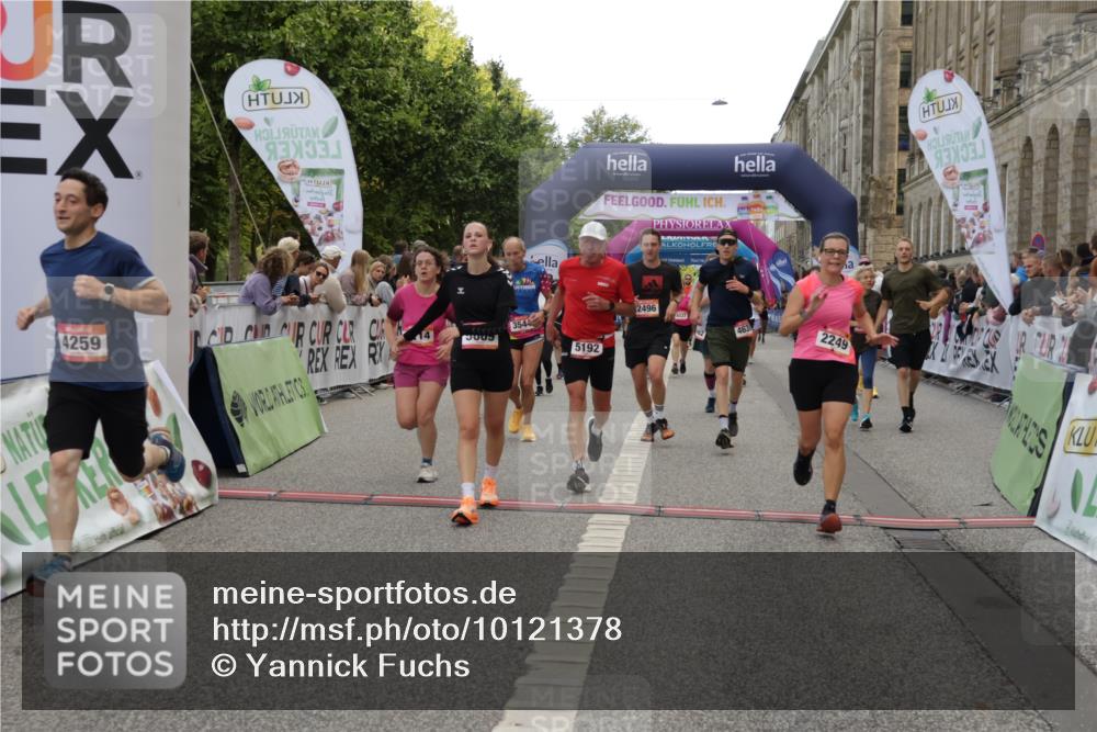 06.09.2026 - CURREX Alsterlauf Yannick Fuchs http://msf.ph/oto/10121378 06.09.2026 10:01:36 Ziel 2249, 2492, 2496, 2733, 3518, 3544, 4073, 4121, 4259, 4551, 4552, 4580, 4638, 4883, 4884, 4921, 5012, 5060, 5192, 5237, 5669, 5749, 5793, 5856, 5918, 5976, 6018, 6114, 8037, 8038, 8062 meine-sportfotos.de