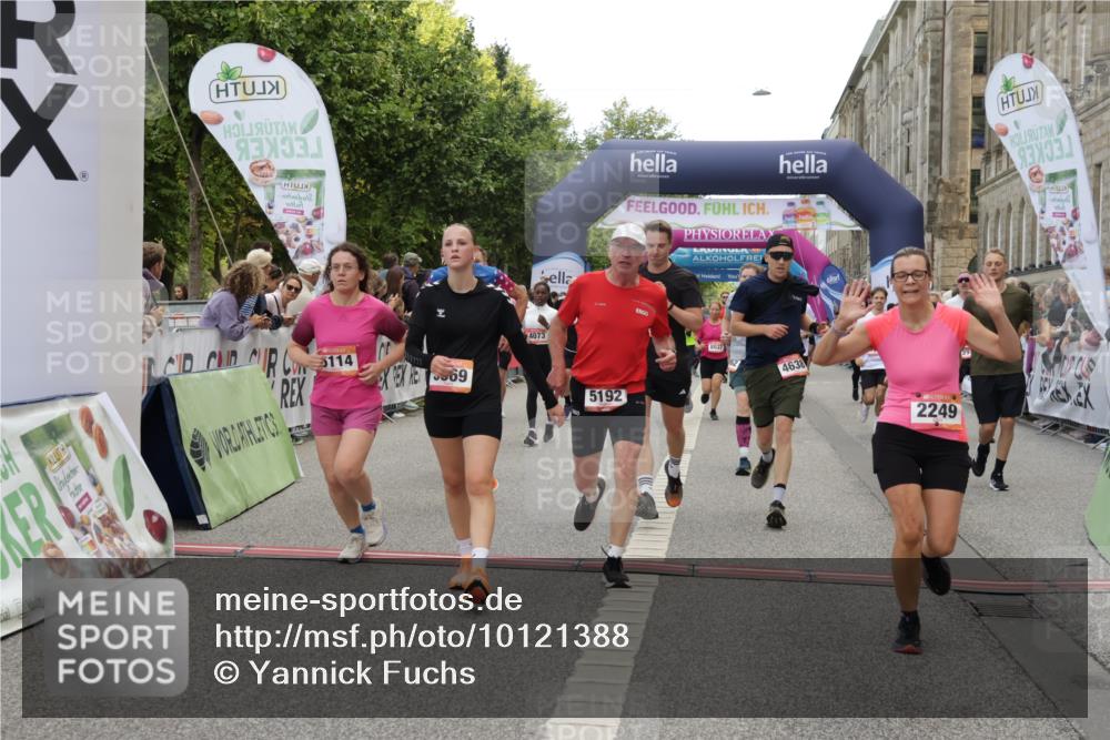 06.09.2026 - CURREX Alsterlauf Yannick Fuchs http://msf.ph/oto/10121388 06.09.2026 10:01:36 Ziel 2249, 2492, 2496, 2733, 3518, 3544, 4073, 4121, 4259, 4551, 4552, 4580, 4638, 4883, 4884, 4921, 5012, 5060, 5192, 5237, 5669, 5749, 5793, 5856, 5918, 5976, 6018, 6114, 8037, 8038, 8062 meine-sportfotos.de