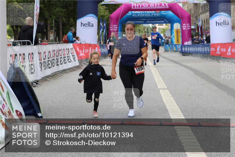 06.09.2026 - CURREX Alsterlauf Strokosch-Dieckow http://msf.ph/oto/10121394 06.09.2026 12:04:52 Ziel 1036, 1199, 8090 meine-sportfotos.de