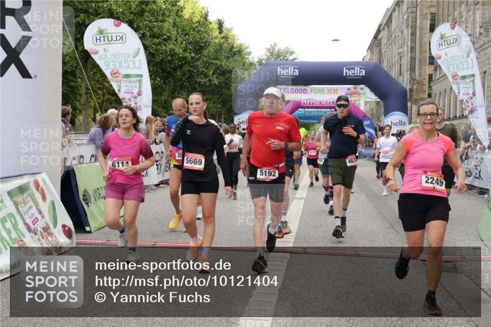 06.09.2026 - CURREX Alsterlauf Yannick Fuchs http://msf.ph/oto/10121404 06.09.2026 10:01:36 Ziel 2249, 2492, 2496, 2733, 3518, 3544, 4073, 4121, 4259, 4551, 4552, 4580, 4638, 4883, 4884, 4921, 5012, 5060, 5192, 5237, 5669, 5749, 5793, 5856, 5918, 5976, 6018, 6114, 8037, 8038, 8062 meine-sportfotos.de