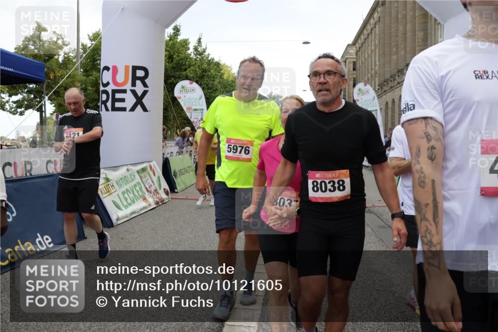 06.09.2026 - CURREX Alsterlauf Yannick Fuchs http://msf.ph/oto/10121605 06.09.2026 10:01:43 Ziel 2249, 2385, 2496, 2733, 2977, 3115, 3544, 3563, 4067, 4073, 4117, 4121, 4259, 4551, 4552, 4608, 4638, 4921, 5106, 5186, 5192, 5388, 5429, 5669, 5734, 5918, 5976, 6114, 8037, 8038, 8062 meine-sportfotos.de