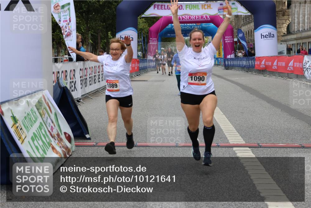 06.09.2026 - CURREX Alsterlauf Strokosch-Dieckow http://msf.ph/oto/10121641 06.09.2026 12:05:22 Ziel 1089, 1090, 1347 meine-sportfotos.de