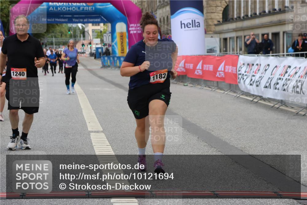 06.09.2026 - CURREX Alsterlauf Strokosch-Dieckow http://msf.ph/oto/10121694 06.09.2026 12:05:35 Ziel 1131, 1182, 1240, 1340 meine-sportfotos.de