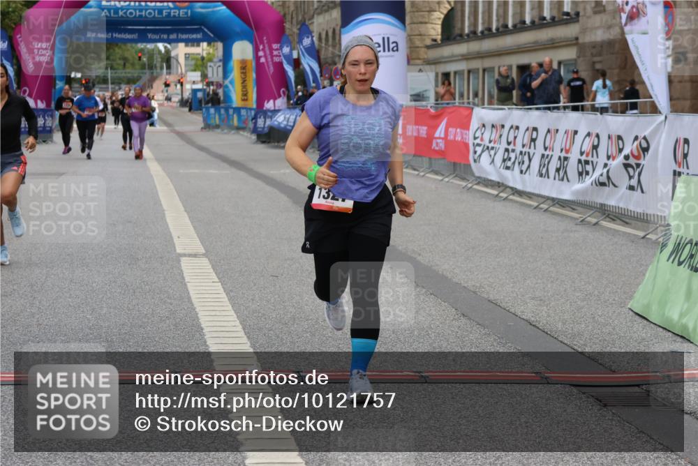 06.09.2026 - CURREX Alsterlauf Strokosch-Dieckow http://msf.ph/oto/10121757 06.09.2026 12:05:43 Ziel 1131, 1182, 1240, 1304, 1327, 1340 meine-sportfotos.de
