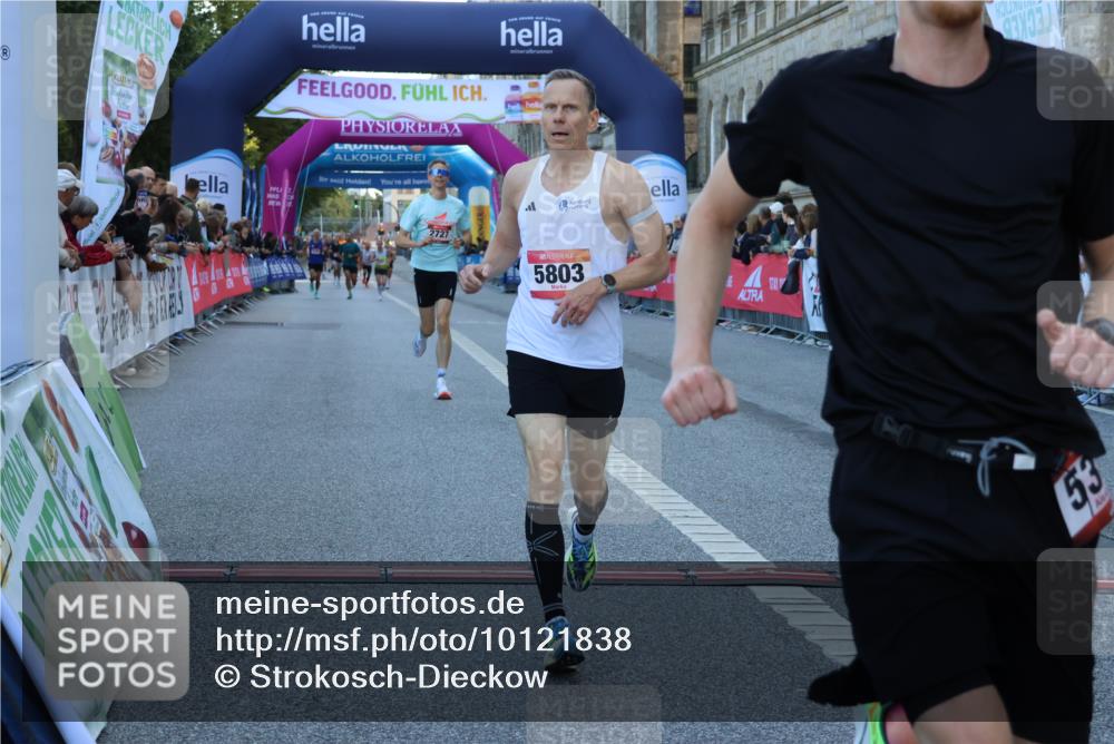 06.09.2026 - CURREX Alsterlauf Strokosch-Dieckow http://msf.ph/oto/10121838 06.09.2026 09:39:34 Ziel 2727, 2739, 3270, 3972, 4163, 5246, 5334, 5339, 5803 meine-sportfotos.de