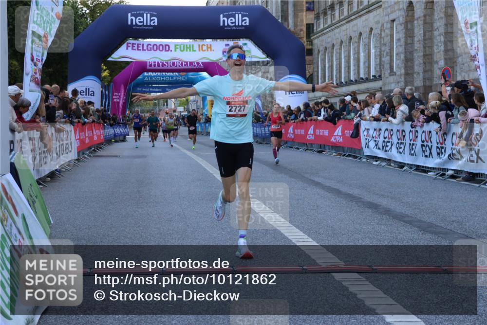 06.09.2026 - CURREX Alsterlauf Strokosch-Dieckow http://msf.ph/oto/10121862 06.09.2026 09:39:36 Ziel 2727, 3270, 4163, 4380, 5334, 5339, 5803 meine-sportfotos.de