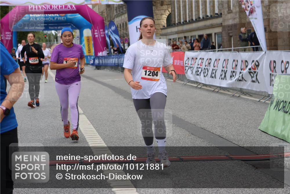 06.09.2026 - CURREX Alsterlauf Strokosch-Dieckow http://msf.ph/oto/10121881 06.09.2026 12:05:58 Ziel 1224, 1235, 1301, 1314 meine-sportfotos.de