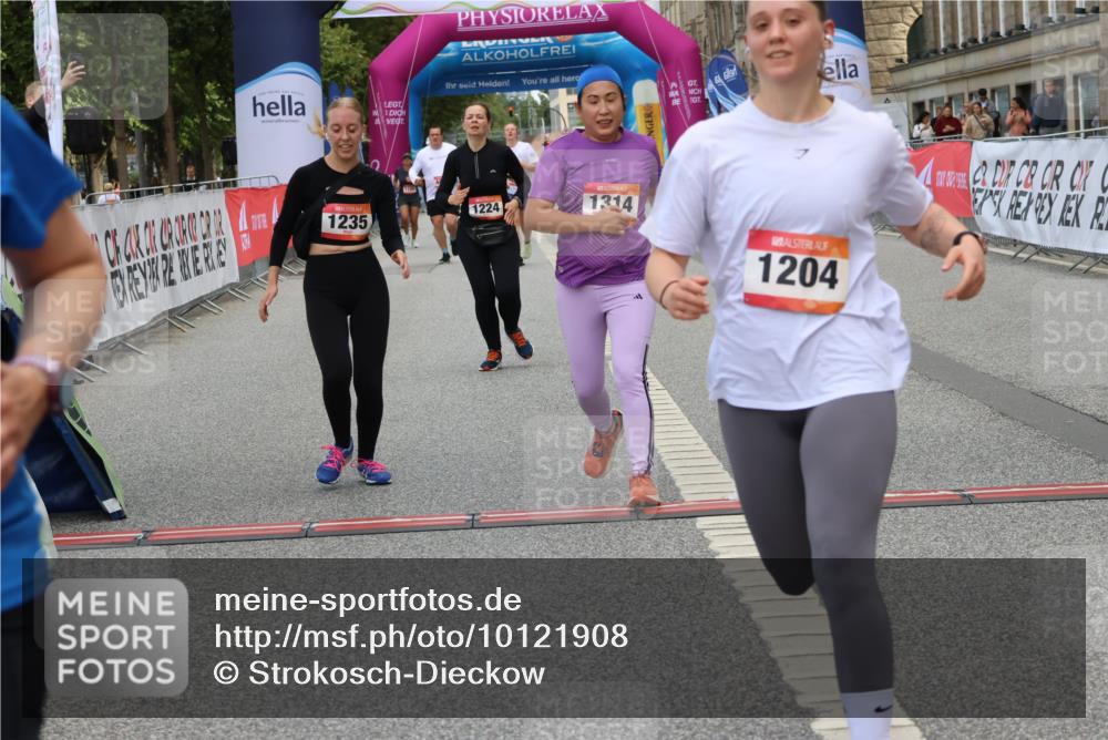 06.09.2026 - CURREX Alsterlauf Strokosch-Dieckow http://msf.ph/oto/10121908 06.09.2026 12:05:59 Ziel 1224, 1235, 1301, 1314 meine-sportfotos.de