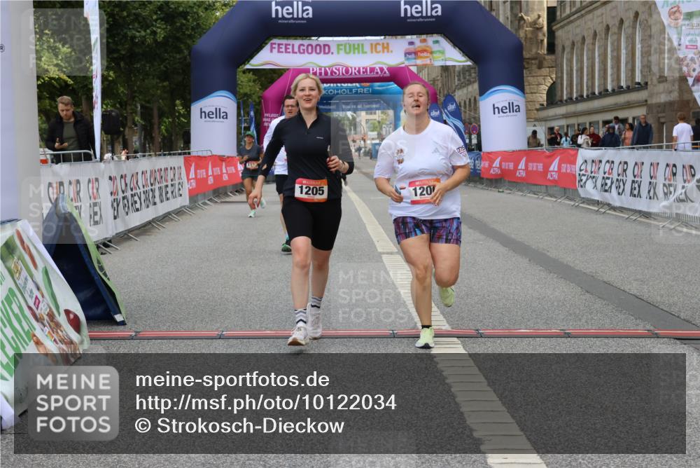 06.09.2026 - CURREX Alsterlauf Strokosch-Dieckow http://msf.ph/oto/10122034 06.09.2026 12:06:06 Ziel 1205, 1206, 1224, 1235, 1314, 4444 meine-sportfotos.de