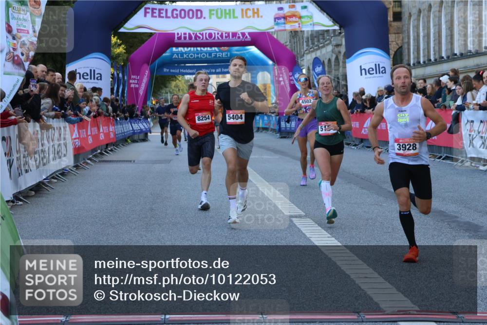 06.09.2026 - CURREX Alsterlauf Strokosch-Dieckow http://msf.ph/oto/10122053 06.09.2026 09:39:47 Ziel 3258, 3928, 4245, 4380, 4502, 5134, 5189, 5404, 5927, 6066, 8254 meine-sportfotos.de