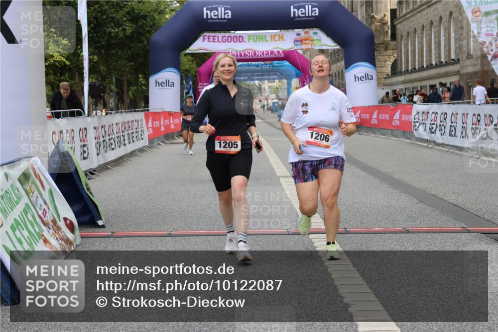 06.09.2026 - CURREX Alsterlauf Strokosch-Dieckow http://msf.ph/oto/10122087 06.09.2026 12:06:07 Ziel 1205, 1206, 1224, 4444 meine-sportfotos.de