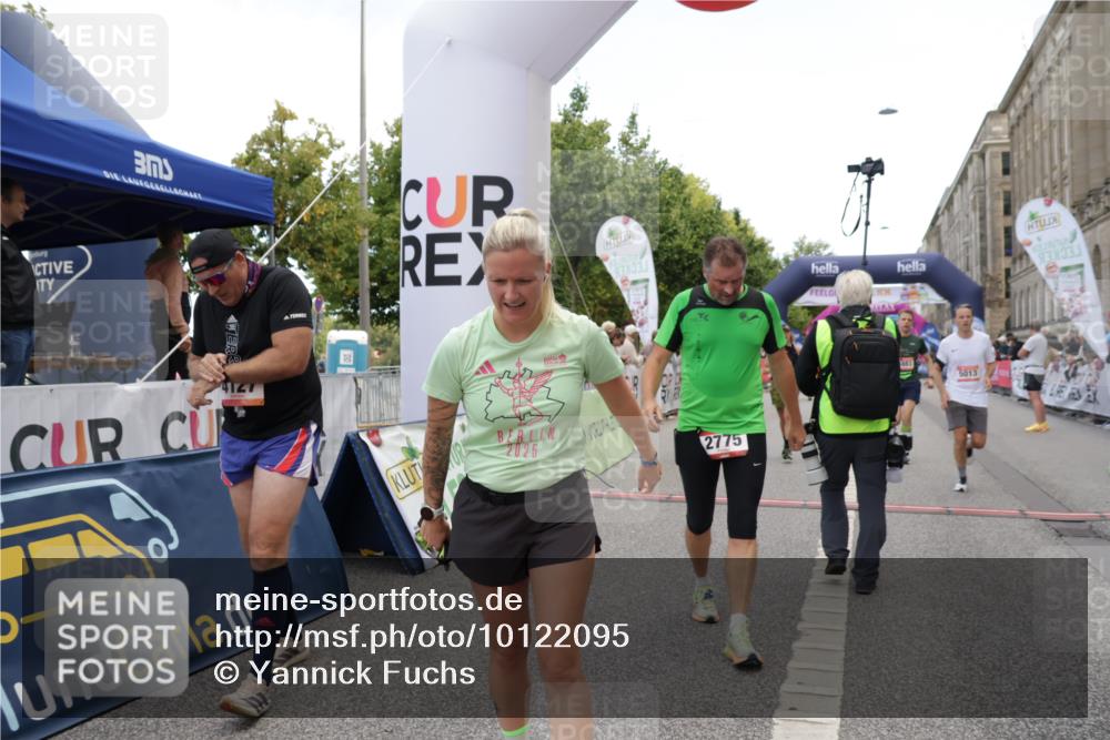 06.09.2026 - CURREX Alsterlauf Yannick Fuchs http://msf.ph/oto/10122095 06.09.2026 10:02:04 Ziel 2113, 2775, 3090, 3547, 3585, 3883, 4127, 4734, 5013, 5265, 5466, 5485, 5769, 6208, 8096 meine-sportfotos.de