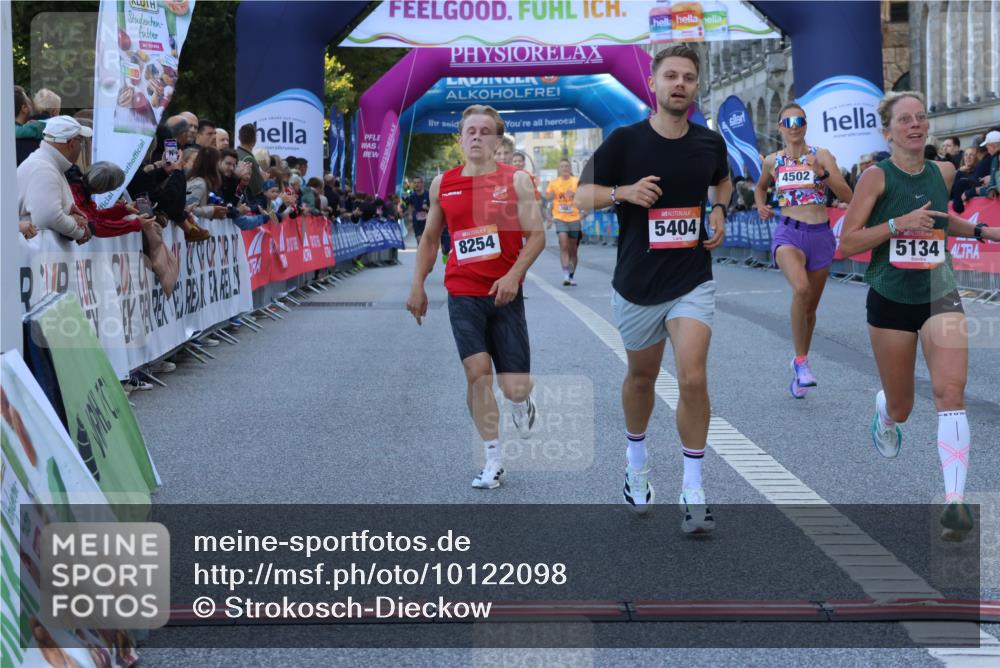 06.09.2026 - CURREX Alsterlauf Strokosch-Dieckow http://msf.ph/oto/10122098 06.09.2026 09:39:48 Ziel 3258, 3928, 4245, 4502, 5134, 5189, 5404, 5927, 6066, 8254 meine-sportfotos.de