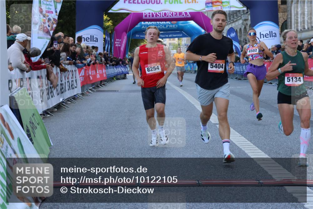 06.09.2026 - CURREX Alsterlauf Strokosch-Dieckow http://msf.ph/oto/10122105 06.09.2026 09:39:48 Ziel 3258, 3928, 4245, 4502, 5134, 5189, 5404, 5927, 6066, 8254 meine-sportfotos.de