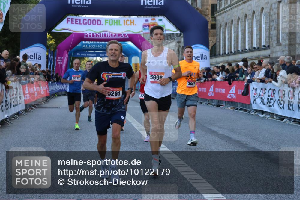 06.09.2026 - CURREX Alsterlauf Strokosch-Dieckow http://msf.ph/oto/10122179 06.09.2026 09:39:54 Ziel 2858, 3667, 3731, 3928, 3950, 4502, 5134, 5152, 5404, 5927, 5996, 6261, 8012, 8254 meine-sportfotos.de