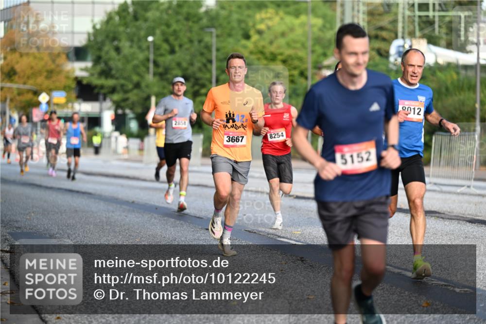 06.09.2026 - CURREX Alsterlauf Dr. Thomas Lammeyer http://msf.ph/oto/10122245 06.09.2026 09:37:19 Laufen 2858, 3667, 8254, 5152, 9012 meine-sportfotos.de